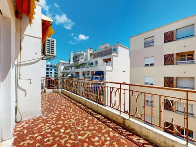 NICE NORD / CESSOLE: UN 3 PIÈCES TRAVERSANT AVEC TERRASSE PLEIN SUD