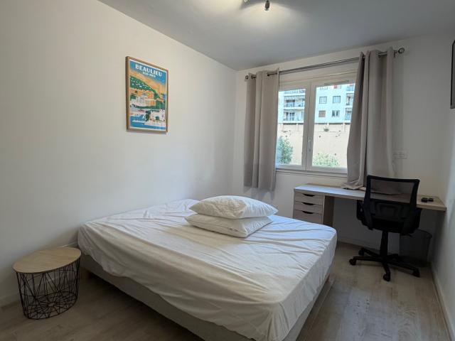 Nice Ouest / Arenas Chambre de 10,69m2 en colocation au sein d'un appartement meublé de 58m2