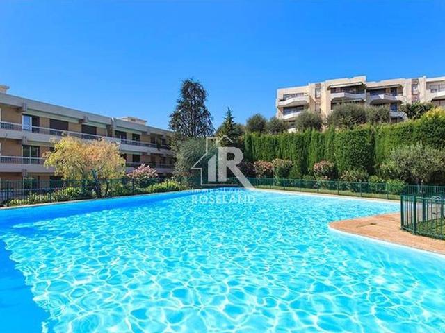 NICE OUEST CIEL DE FABRON STUDIO 21M² TERRASSE PISCIN