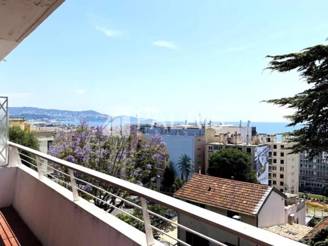 NICE OUEST FAC DE LETTRE VUE MER 2P