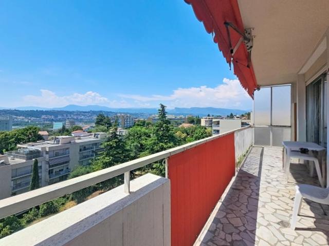 NICE OUEST – SAINTE MARGUERITE – 4 PIÈCES – TERRASSE – VUE MER – PARKING – CAVE