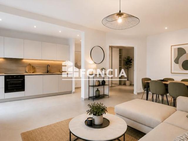 NICE OUEST 5 pièces traversant de 108 m2 2 terrasses Garage