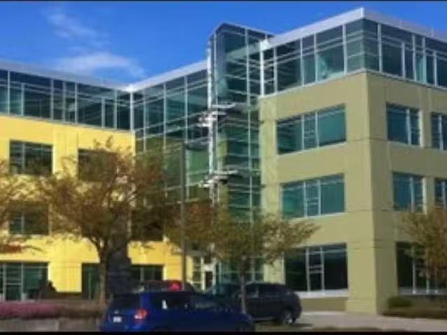 Nice Office for lease in Burnaby, Burnaby North, 305 3999 Henn.