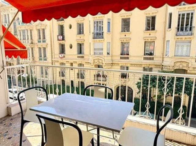 Nice – Avenue des Fleurs 3 pièces terrasse