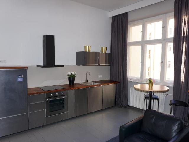 Nice and perfect 2 room flat in charming Berlin Charlottenburg, Berlin Amsterdam Apartments for Rent