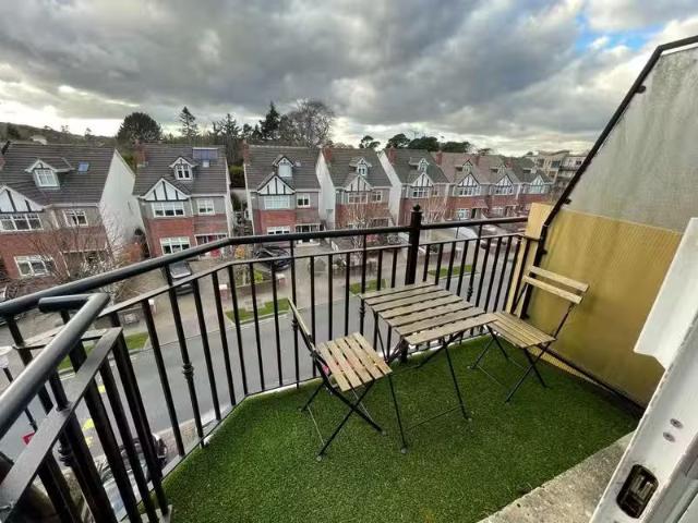 Cozy Apartment 75, Brighton, Castle Court, Leopardstown, Dubl.