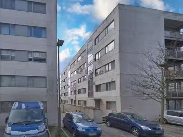 Cozy Apartment 28, The Charter, Santry Cross, Ballymun, Poppi.
