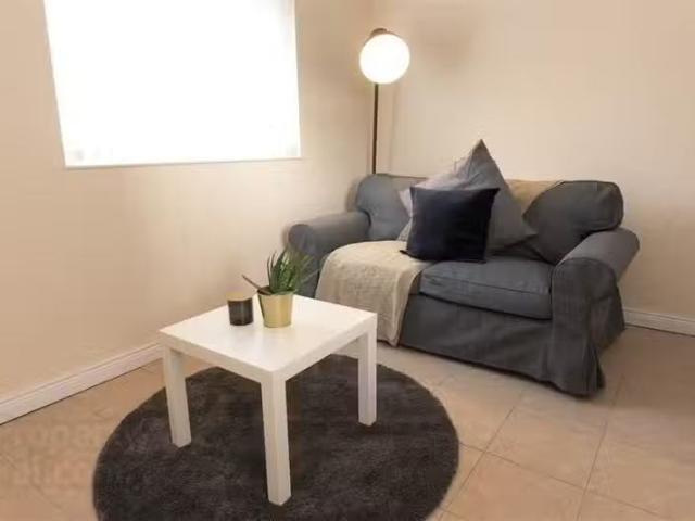 Charming Apt 7 156, Beersbridge Road