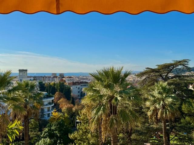 Nice, Bas Cimiez Appartement 3 pièces 113 m2 Terrasses Vue p