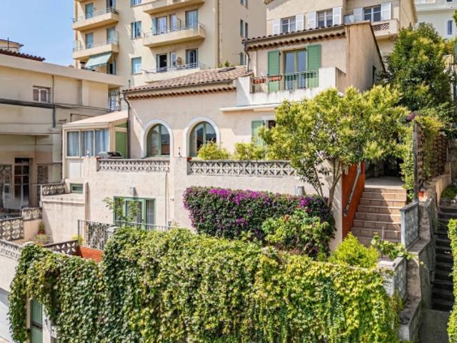 Nice Bas Cimiez Maison 170m² avec 4 chambres, terrasses et garage