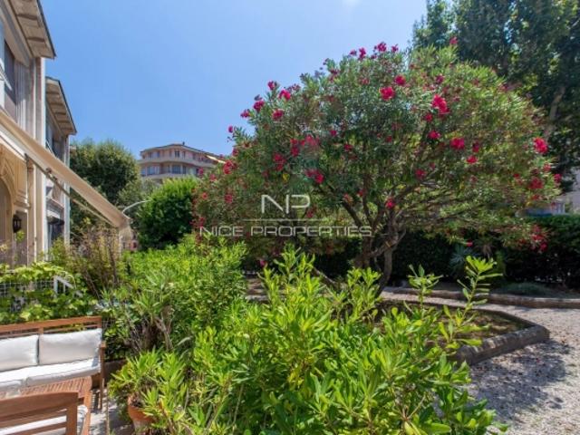 NIce Bas Cimiez, villa jumelée avec terrasse et jardin