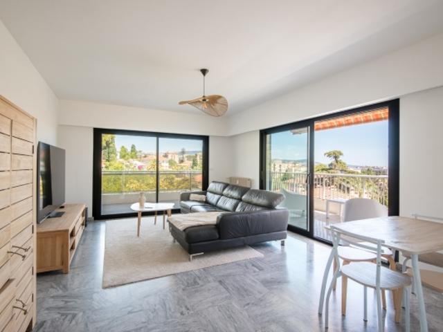 NICE BAS FABRON PROCHE PROMENADE APPARTEMENT A VENDRE 4P DE 95 M² 2 GRANDES TERRASSES PARKING CAVE PISCINE