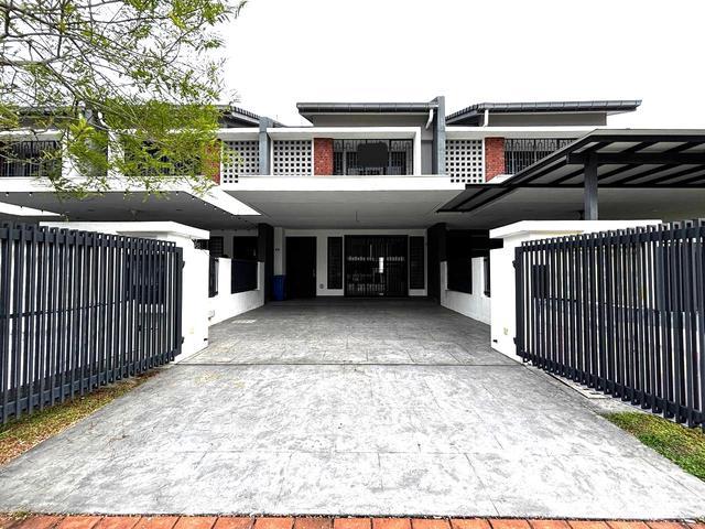 NICE BASIC UNIT Double Storey Terrace Elmina Green 3 Shah Alam