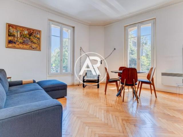 Nice Carré d'Or / 4 pièces de 98m²/ Bourgeois