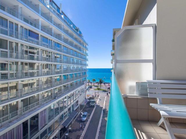 Nice Carré d'Or, 3 pièces étage élevé avec terrasse et vue m. 78m² Nice