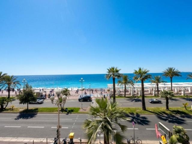 NICE CARRÉ D'OR / PROMENADE DES ANGLAIS 5 PIÈCES VUE MER À RÉNOVER