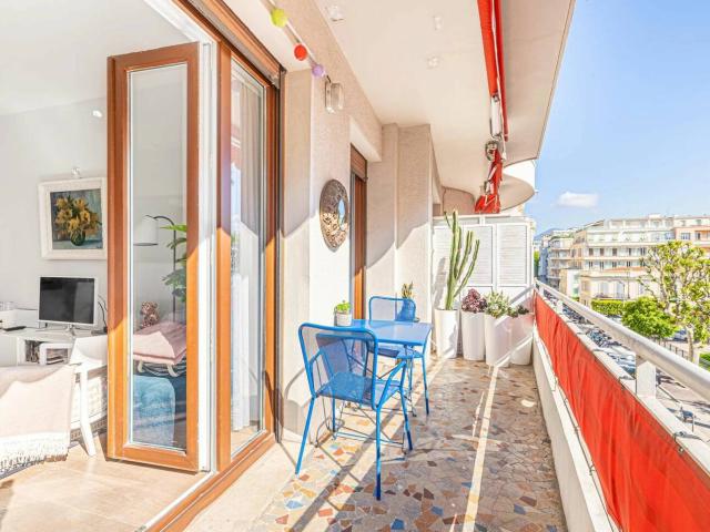 nice centre 2 pieces meuble etudiant septembre a juin