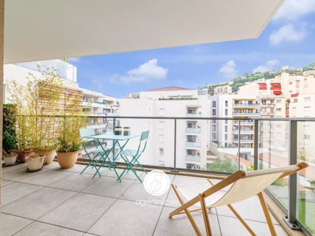 Nice / Cessole: Appartement 3 pièces Neuf Terrasse Vue Dégagée