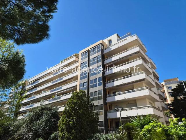 Nice – Cessole / Studio meublé avec terrasse 32 m2 Quartier Cessole