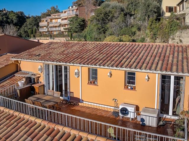 Nice Chemin de Terron Dernier étage Appartement 4 pièce s 76 m2