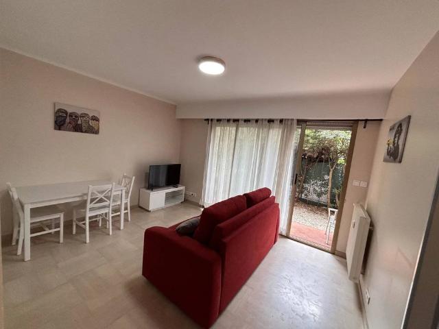 NICE CIMIEZ 2 PIECES MEUBLE TERRASSE CAVE