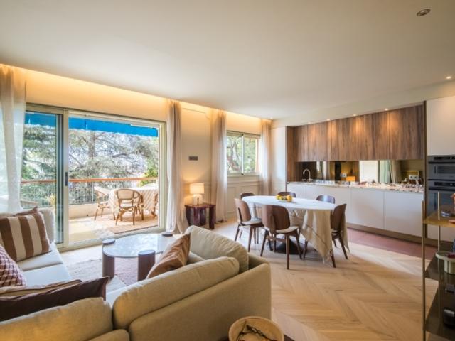 NICE CIMIEZ 3 PIECES DE 68 M² A VENDRE TERRASSE BALCON VUE DEGAGEE CAVE CALME LUMINEUX RENOVÉ