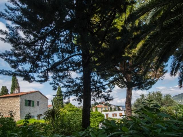 NICE CIMIEZ 3 PIECES DE 74 M² A VENDRE 20 M² DE TERRASSE DRESSING CAVE CALME SECURISE VUE JARDIN STATIONNEMENT FACILE
