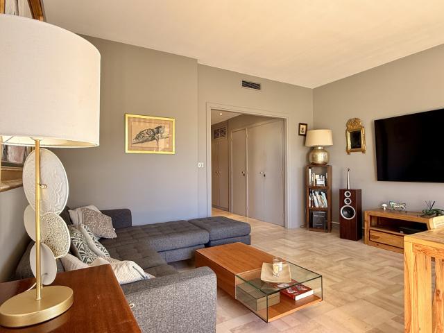 Nice Cimiez Beau 3 pièces 72m2 refait à neuf