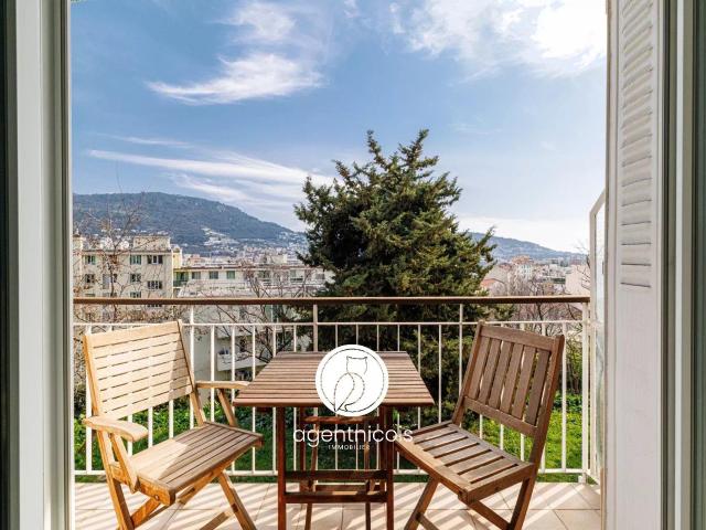 Nice / Cimiez Corniche Frère Marc: Appartement 2 pièce. 55m² Nice
