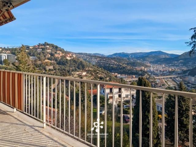 NICE CIMIEZ/RIMIEZ Appartement 4 pièces avec terrasse, balcon et vue panoramique