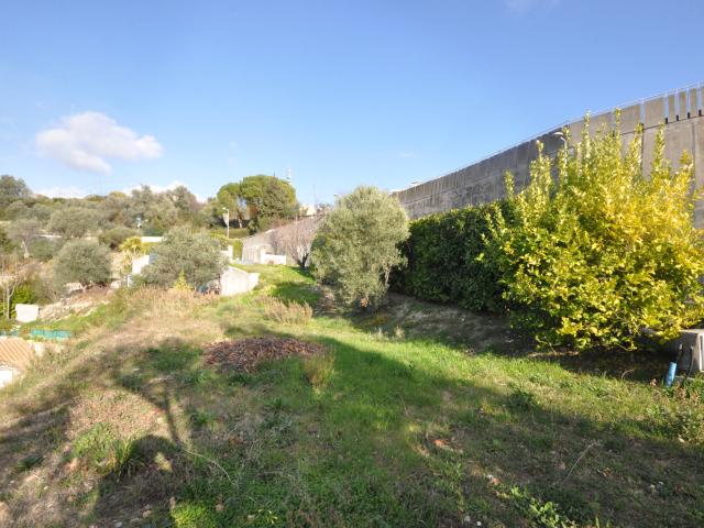 NICE COLLINE TERRAIN ZONE CONSTRUCTIBLE