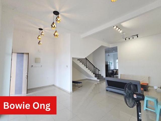 Nice ConditionSP Saujana 2 Storey Terrace For SALE