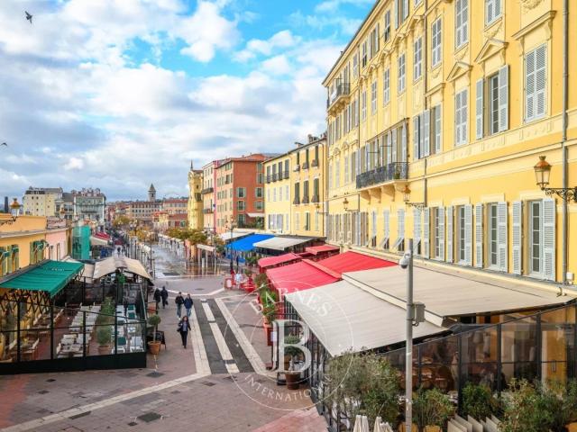 NICE COURS SALEYA PLACE CHARLES FELIX 4 PIECES DE 100 M² A