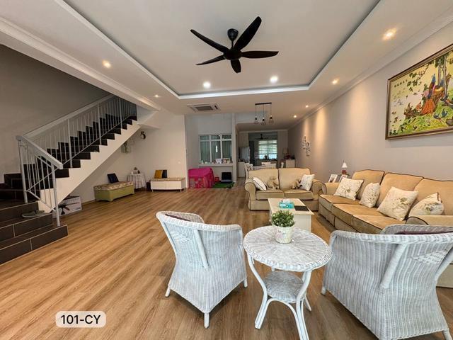 Nice Cozy HomeRimbayu Perennia Kota Kemuning 2 Sty House For Sale