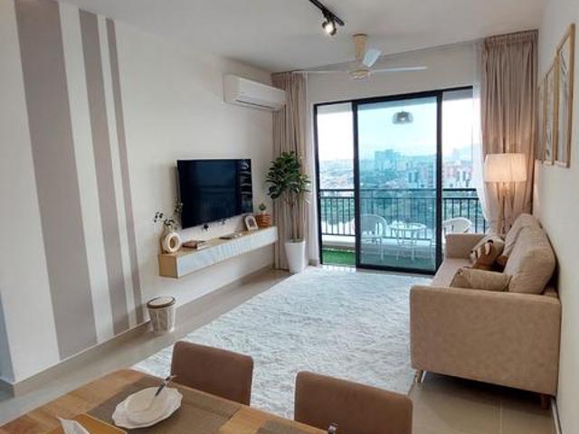 Kepong Limited 2 Bedrooms Lakeview Fully Furnished Unit
