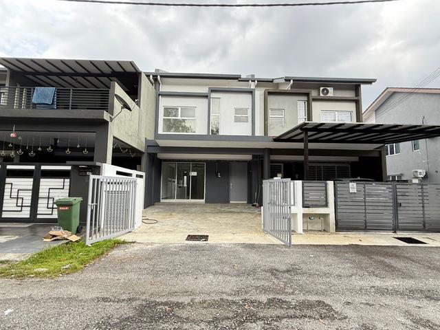 Nice Double Storey for rent