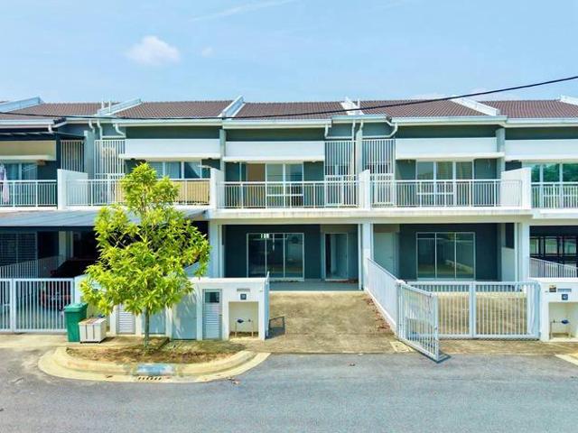 Nice DOUBLE STOREY TERRACE BELLEZA TAMAN PUTRA BUKIT RAHMAN PUTRA FOR