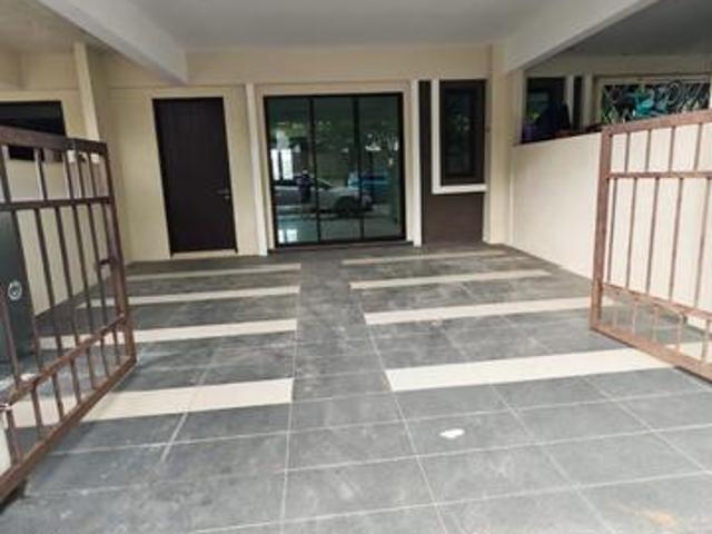 Nice Double storey terrace house for sale mantin