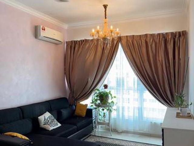 Nice Furnished Unit Near the Beach and Mall For Rent