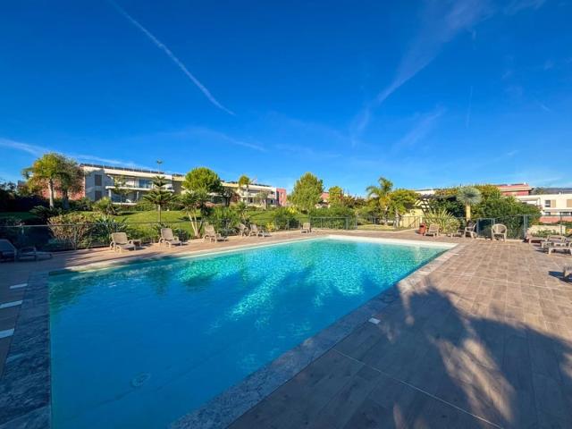 NICE FABRON: Magnifique 2P Rez de jardin au Domaine des Roses