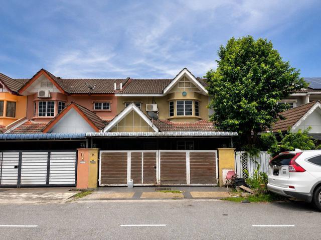 NICE FREEHOLD Terrace House in Taman Gombak Ria Batu Caves Selangor