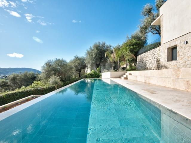 NICE GAIRAUT VILLA CONTEMPORAINE 7 PIÈCES DE 205M² À VENDRE PRESTATIONS HAUT DE GAMME TERRAIN DE 1600M² PISCINE À DÉBORDEMENT GARAGE
