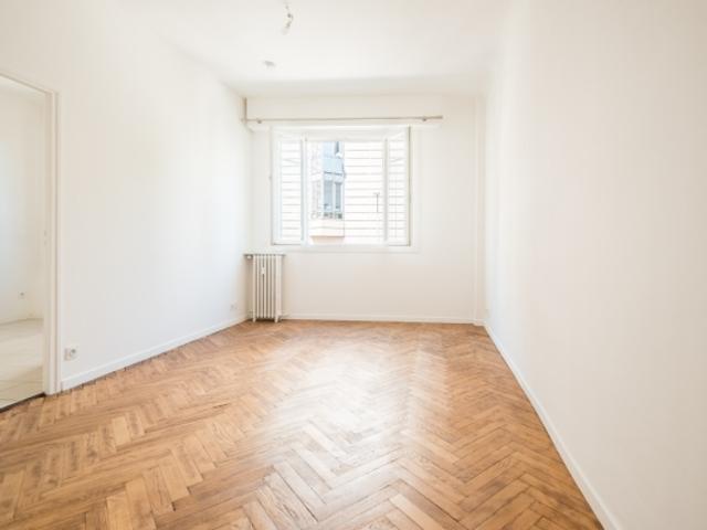 NICE GAMBETTA APPARTEMENT 2 PIECES DE 34M2 A VENDRE BEL IMMEUBLE NICOIS PROCHE TOUTES COMMODITÉS IDEAL 1er ACHAT