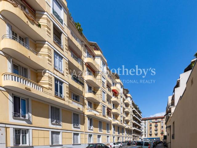 Nice Gambetta – Appartement 3 Pièces Rénové avec Charme, style Art Déco et Calme