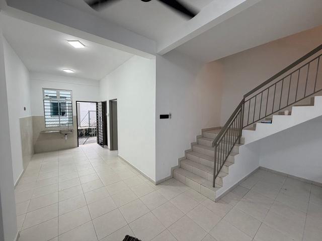Nice Good 3sty House Scientex Kundang Jaya Kundang Rawang
