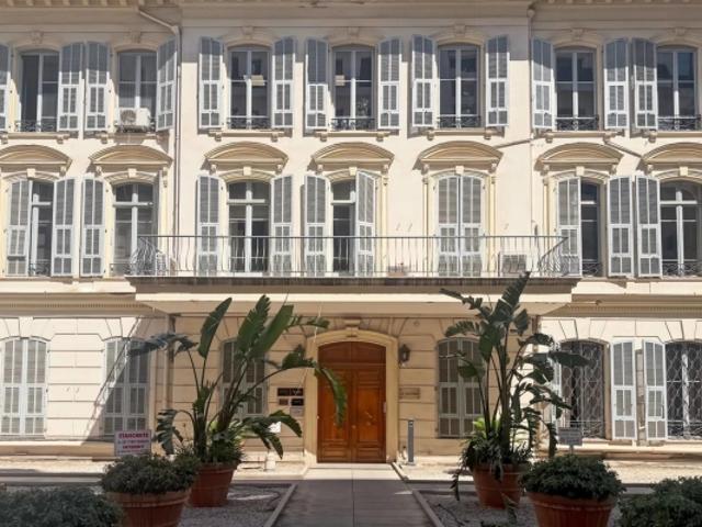 NICE Hôtel des Postes / Wilson 3P rénové balcon