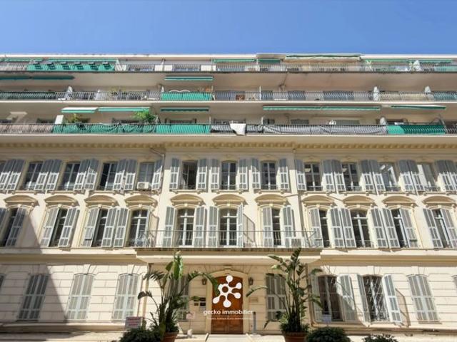NICE Hôtel des Postes / Wilson 3P rénové balcon