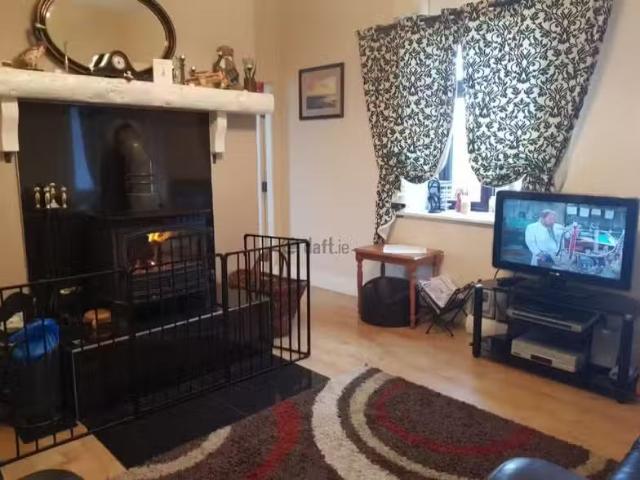 Nice Lakeview, Heapstown, Castlebaldwin, Castlebaldwin, Co. Sl.