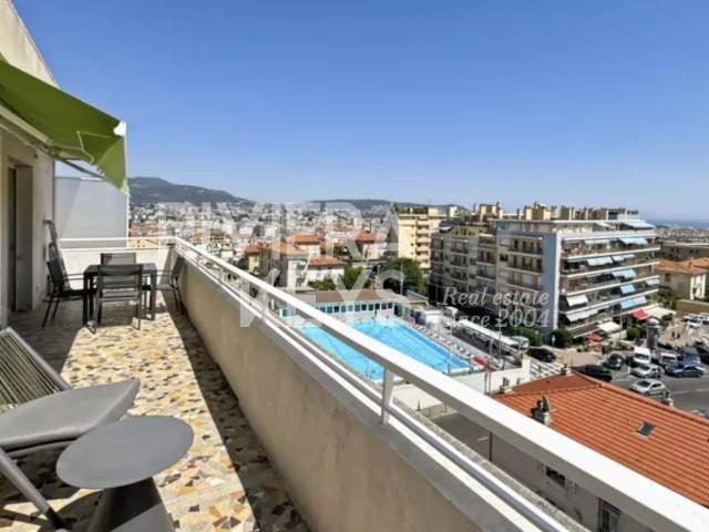 Nice Le Piol: Appartement 4 pièces en dernier étage, réno. 77m² Nice