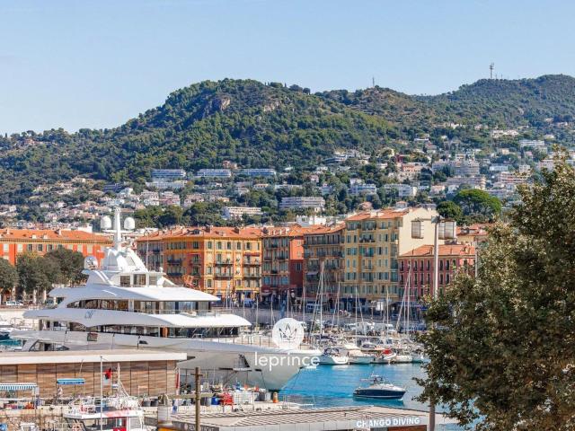 Nice Le Port 3 Pièces Terrasse 44m² Nice